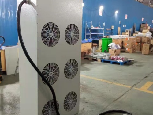 ���n���I����ů�L�C