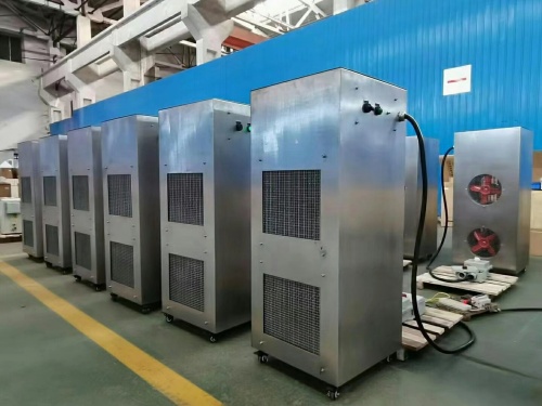 ���d�������ů��_����ů�L�C�S��